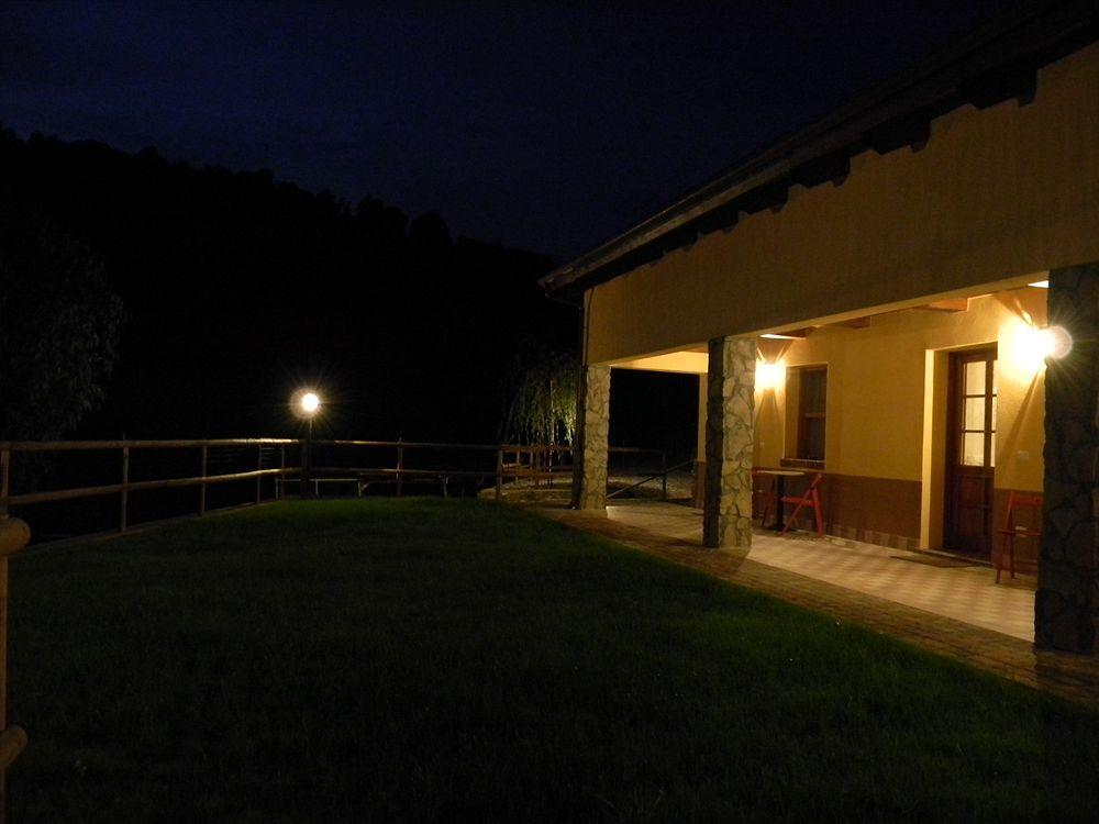 Agriturismo Rio Castello Marina dʼMarina dʼAndora Екстериор снимка